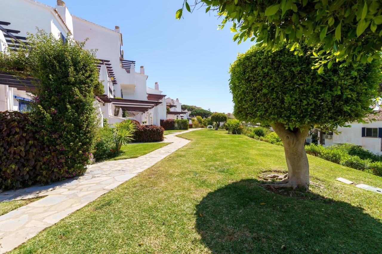 Charming With Sea Views Sitio de Calahonda